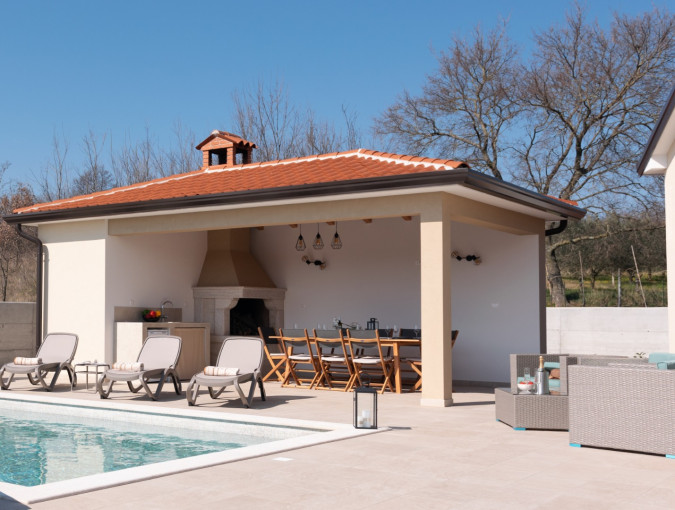 Au&szlig;en, Villa Alena Stani&scaron;i